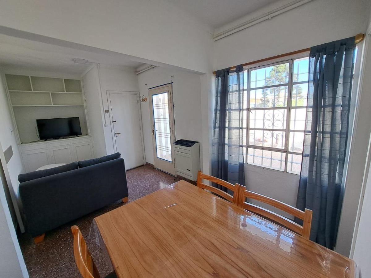Apartment Dpto Yrigoyen Y Espana *